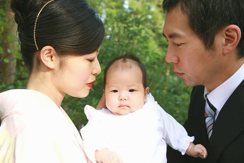 お宮参り写真 撮影場所 鎌倉 鶴岡八幡宮 温かい写真