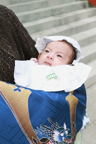 お宮参り写真 撮影場所 多摩川浅間神社 お宮参り着物着付け