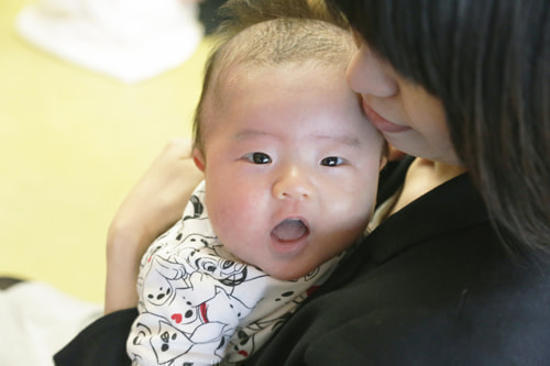 お宮参り写真 撮影場所 横浜 伊勢山皇大神宮 室内４