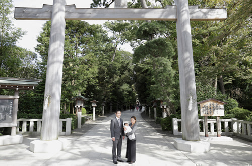 お宮参り写真 撮影場所 寒川神社３