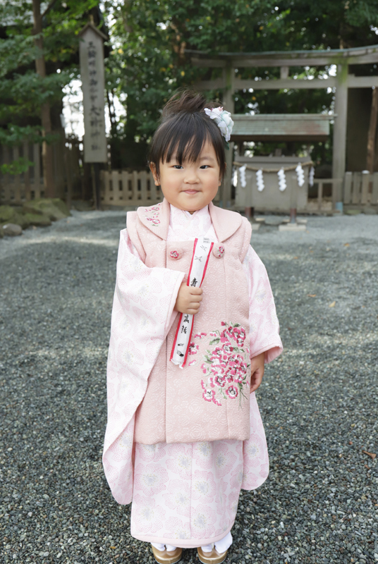 伊勢山皇大神宮の撮影スポット 杵築宮／子之大神、大神神社おおみわじんじゃ（磐座いわくら）