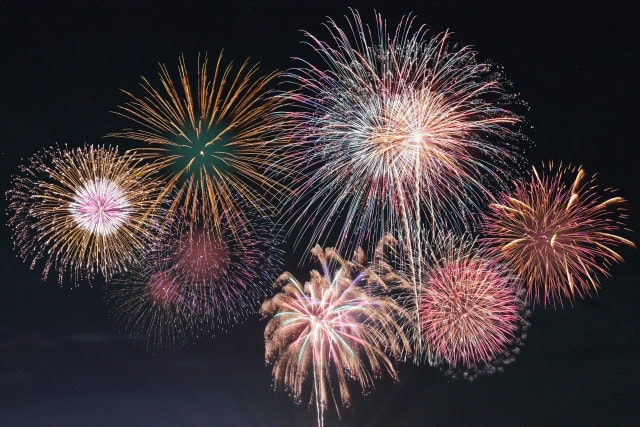 夜景を綺麗に撮影する方法｜花火